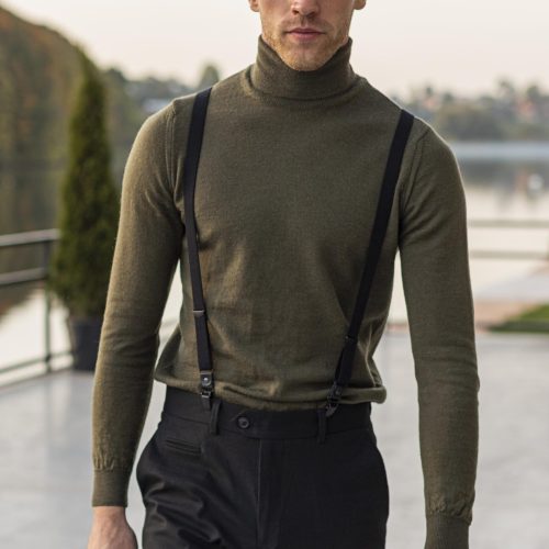 beautiful-male-model-front-view