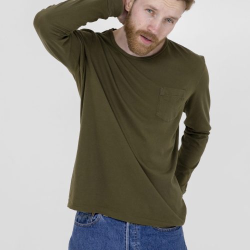 medium-shot-man-wearing-green-shirt